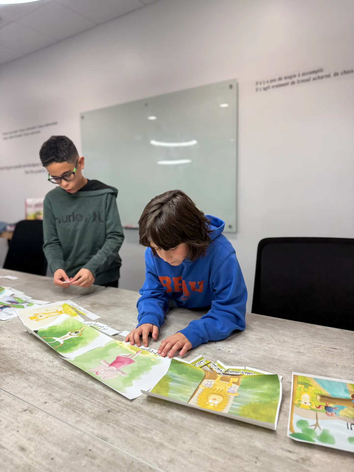 Students enjoying Arabic learning activities at Salis